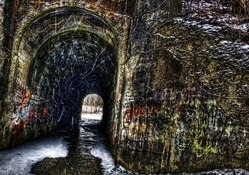 screaming tunnel hdr
