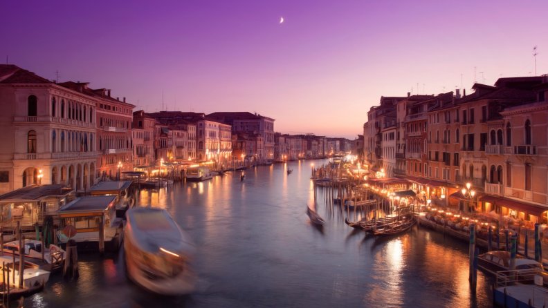 evening_on_the_grand_canal_in_venice.jpg