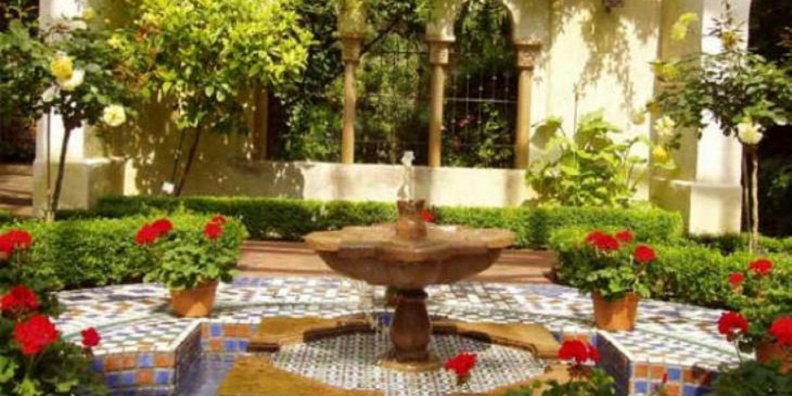beautiful_patio_with_flowers_and_fountain.jpg