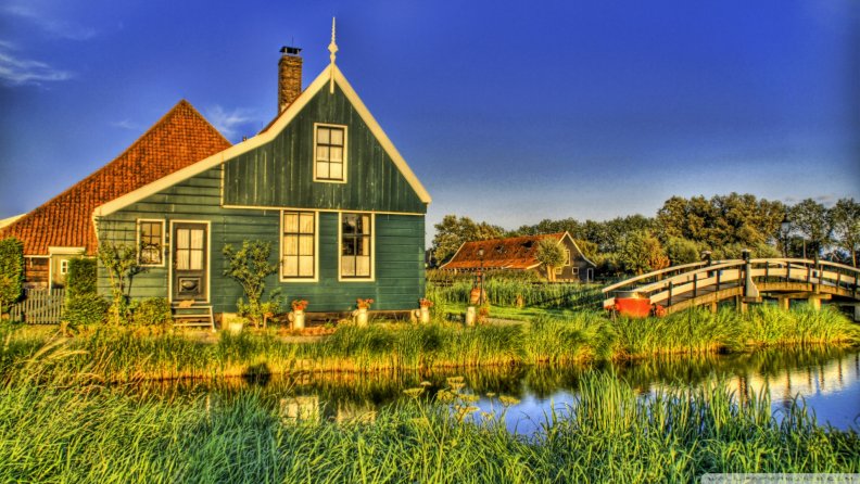holland_farmhouse.jpg