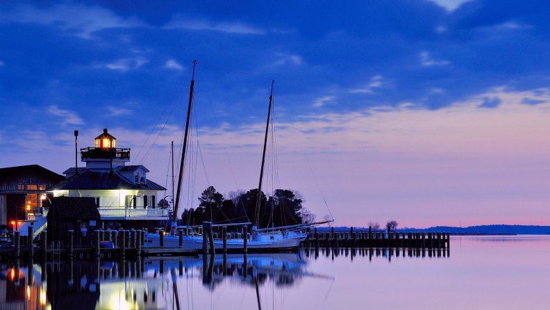 evening_on_a_lovely_lighthouse_in_maryland.jpg