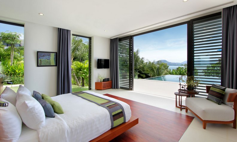 luxury_tropical_modern_contemporary_bedroom_with_sea_view_polynesia.jpg