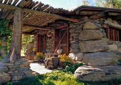 the cottage of wood and rocks