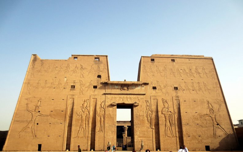 temple_of_edfu_egypt.jpg
