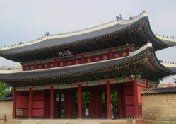 Dunhua Gate