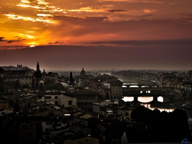 sunset_in_florence_tuscany.jpg