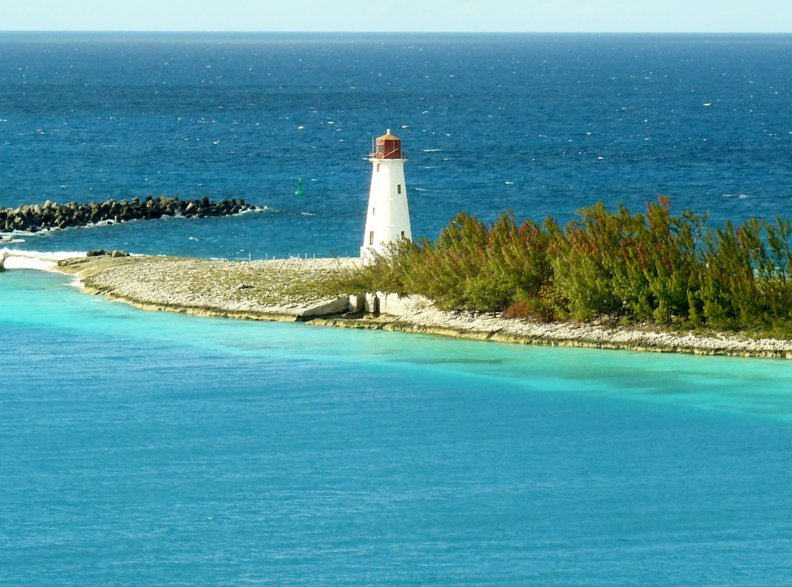 nassau_bahamas_lighthouse.jpg