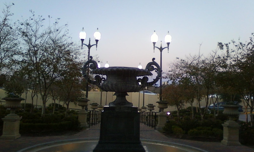 Fountain and Street Lamps