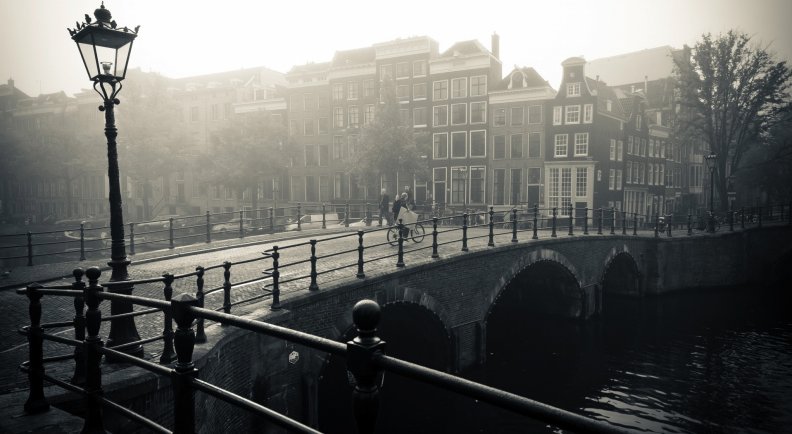 misty_amsterdam.jpg