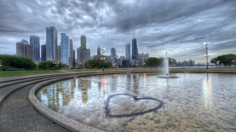 fountain heart in chicago hdr