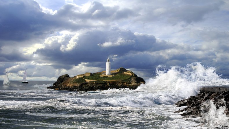 lighthouse_on_a_stormy_point.jpg