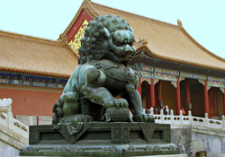 Bronze Statue in Forbidden City