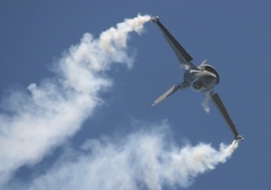Lockheed F_16CJ Fighting Falcon