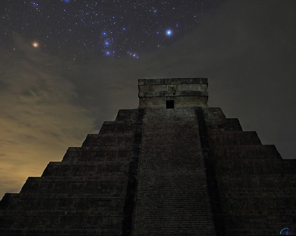 Orion over the Temple of Kukullkan