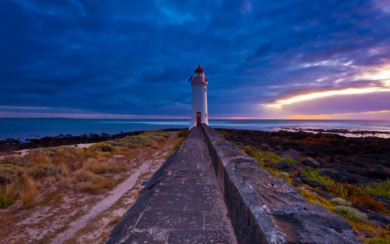 lighthouse.jpg