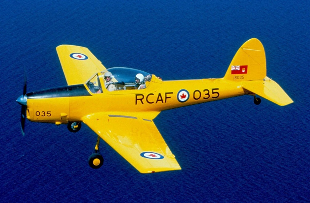 de Havilland Canada DHC_1 Chipmunk.