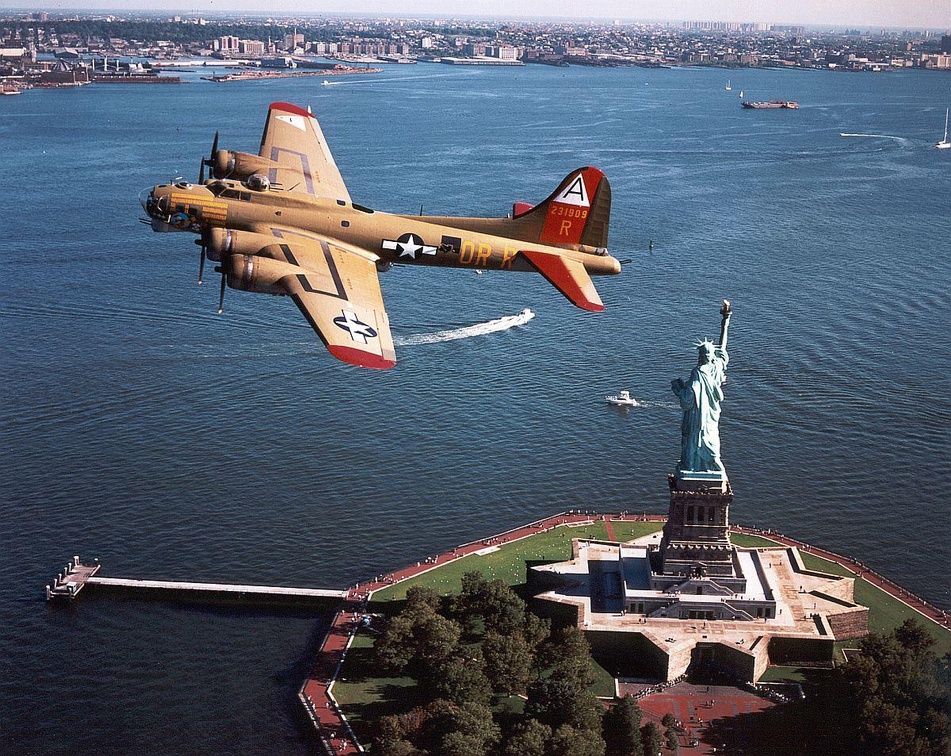 Flying Fortress visits Lady Liberty