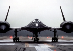 Front view of SR_71 aircraft 