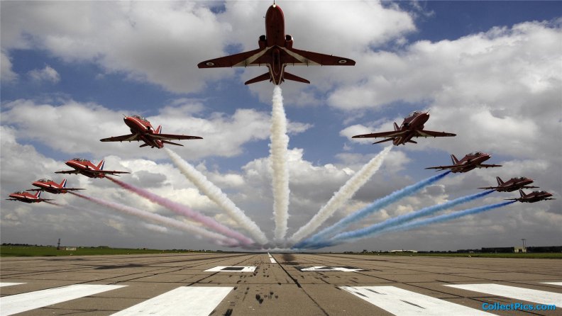 british_air_force_aerobatics_team.jpg