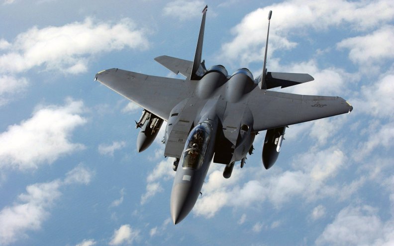 f_15e_strike_eagle_dual_role_fighter.jpg