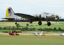 B17 Flying Fortress _ Liberty Belle