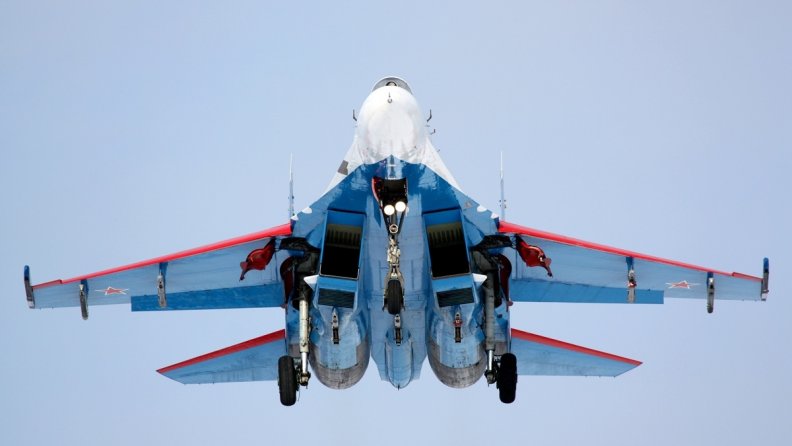 Su_27 Flanker Landing
