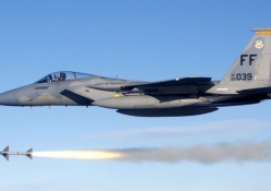 F_15C fires AIM 7 Sparrow