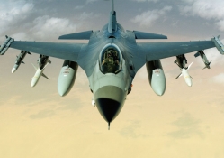 fighter aircraft lockheed f16 falcon