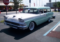 Classic Ford Wagon