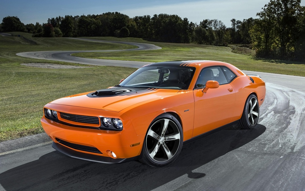 2014 Dodge Challenger RT with Shaker