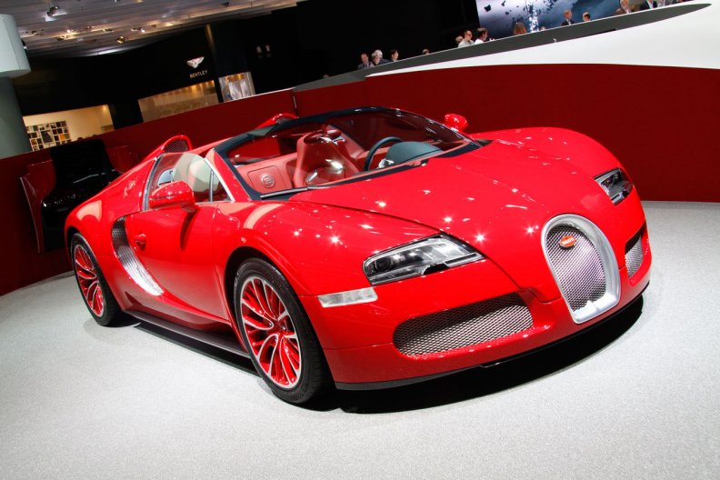 red_bugatti_veyron.jpg