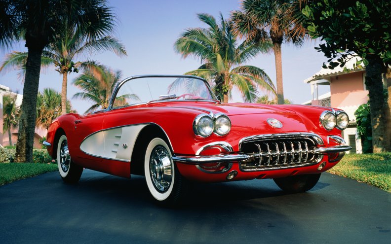 classic_sports_cars_1960_chevrolet_corvette.jpg