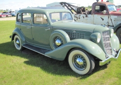 1936 Auburn 6_654 Sedan with 85 HP