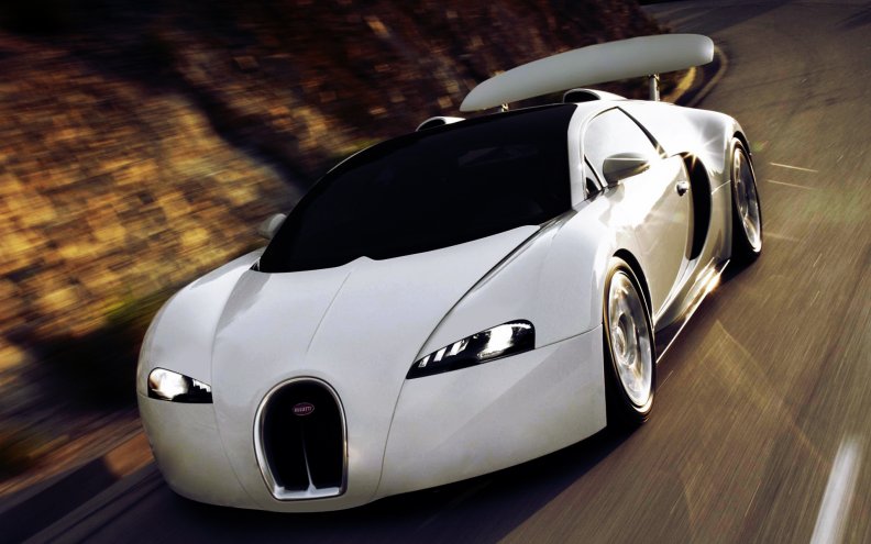sleek_bugatti_veyron.jpg