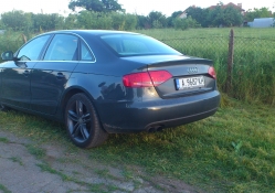 Audi A4 (b8) back