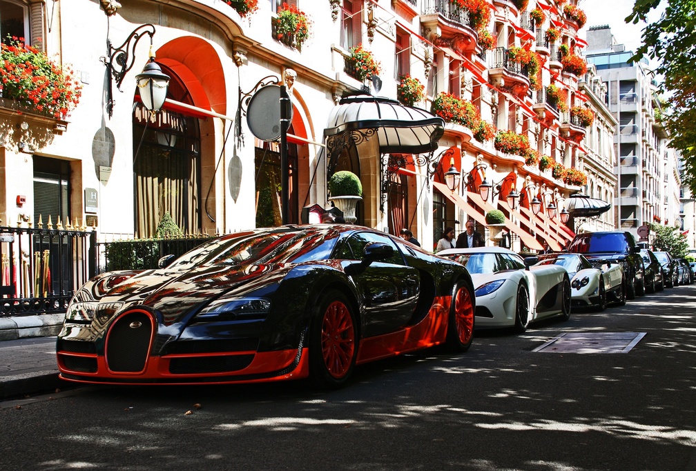 Bugatti in Paris