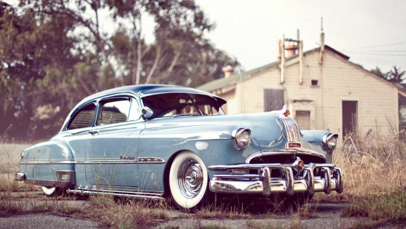 '51 Pontiac Chieftain Deluxe