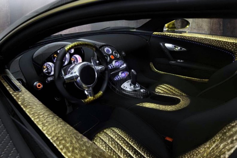 bugatti_veyron_interior.jpg