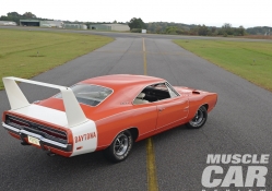 1969_Dodge_Charger_White_Wing