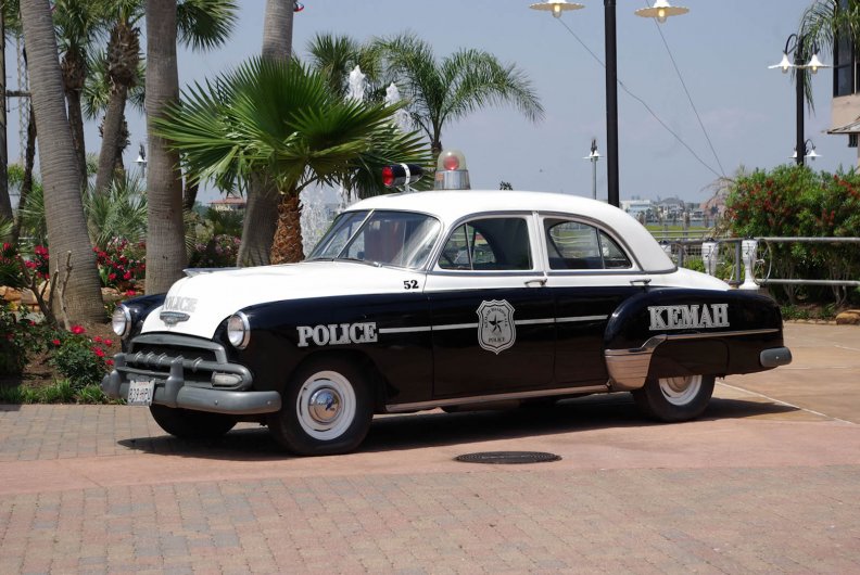 1952_chevrolet_styleline_sedan_police_car.jpg