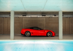 Ferrari &amp; Pool