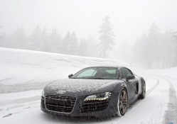 Audi R8 in the snow