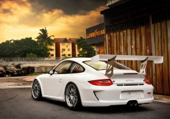 gt3 cup white car
