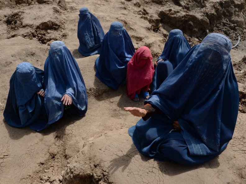 afghan_women.jpg