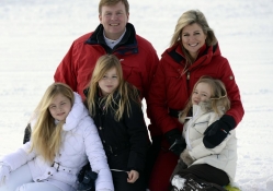 King Willem Alexander, Queen Maxima and Princesses Amalia, Alexia and Ariane
