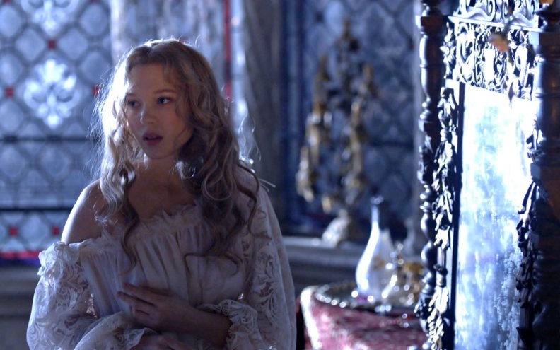 Lea Seydoux as Belle