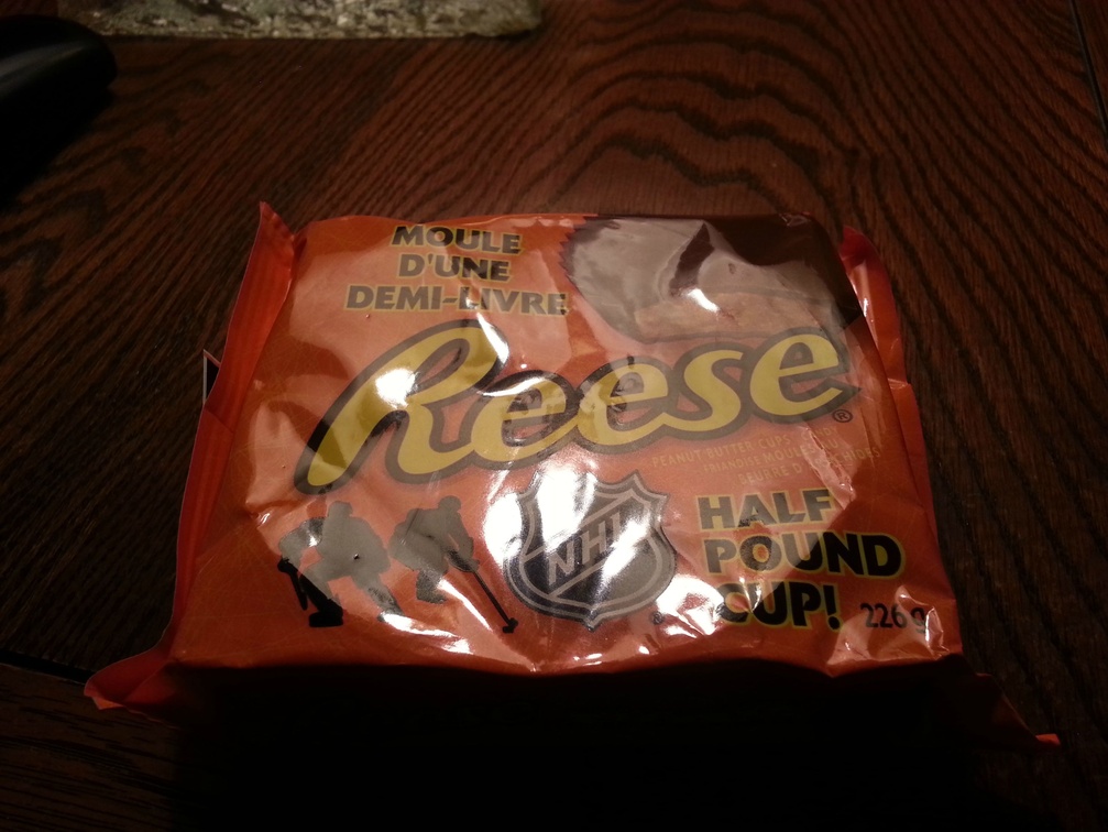 1/2 pound reeses cup