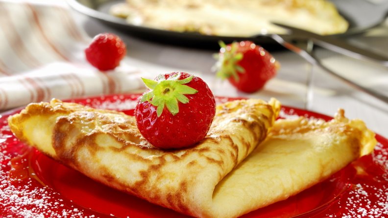 strawberries_pancake.jpg