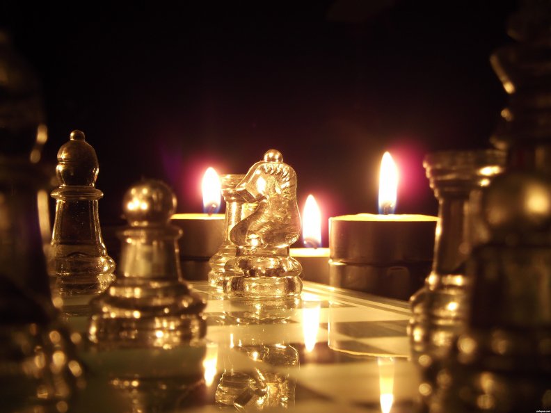 chess_by_tealight.jpg