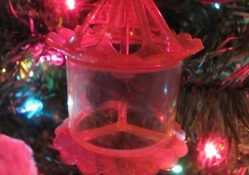 Old Fashioned Christmas Ornament